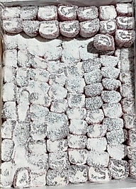 BÖĞÜRTLENLİ SARMA LOKUM (KUTU İÇİ=5 KG)